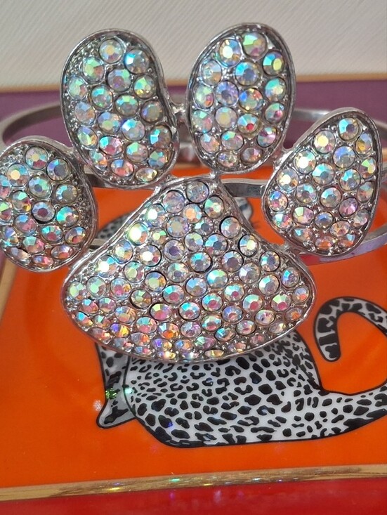 Accessories - Crystal Paw Bracelet - Iridescent